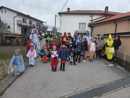 Pust Nasirec, Krvavi potok, Mihele - otroci